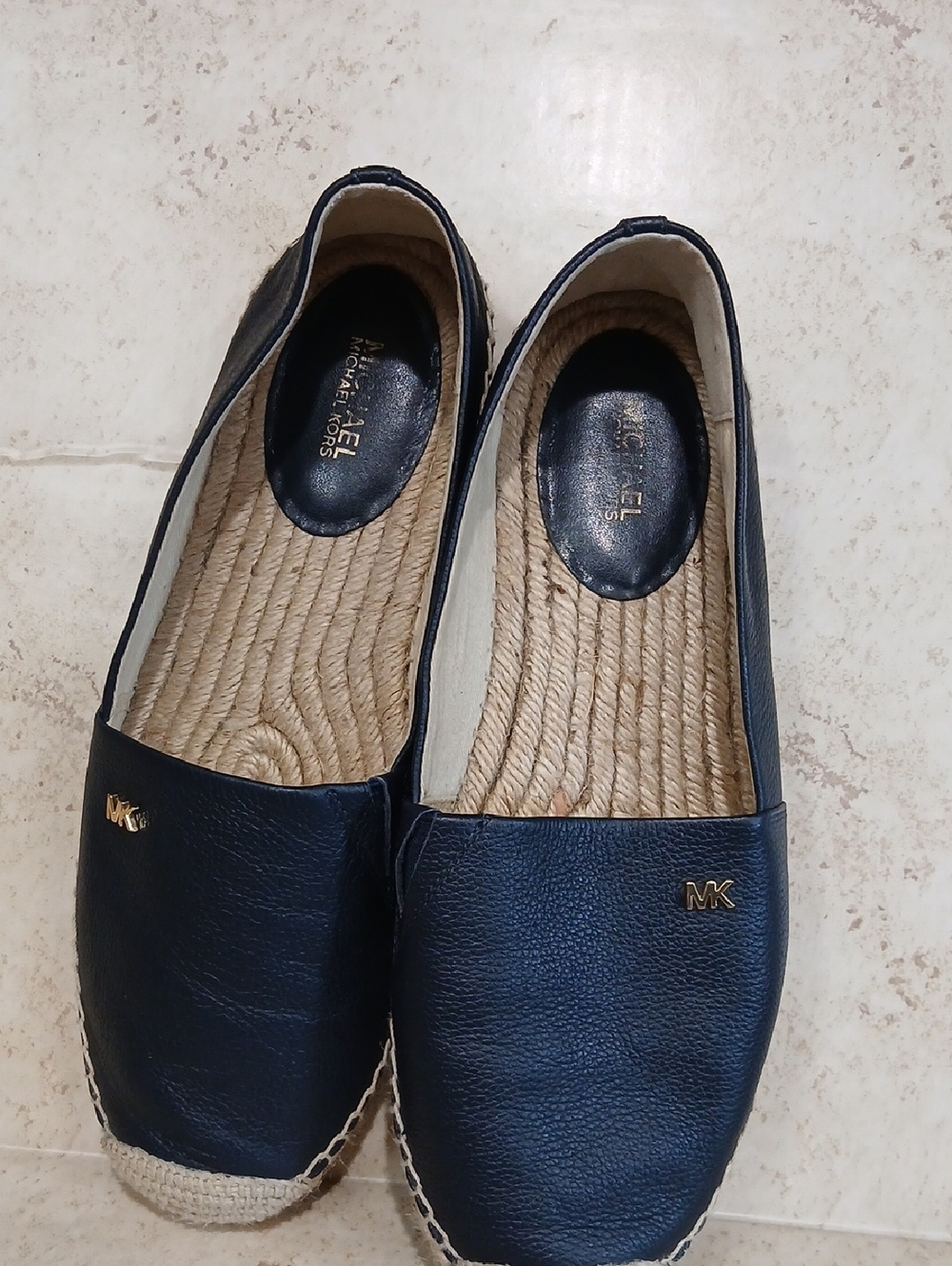 Michael Kors Kendrick Navy Leather Espadrille Flats with Gold MK Accent Sz 9m - Picture 2 of 8